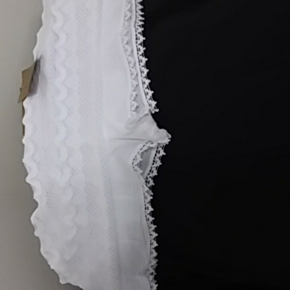 Skort - Picture 3 of 6